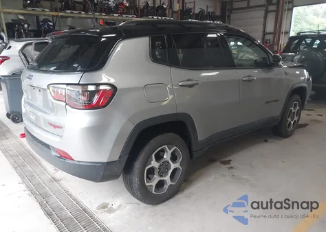 2022 Jeep Compass Trailhawk 4X4 z USA, uszkodzony, nr VIN 3C4NJDDB1NT201339